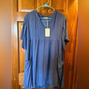 Size M blue dress